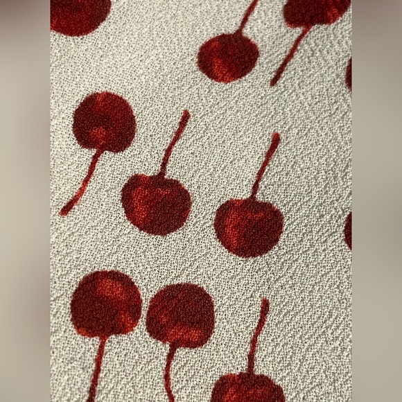 REFORMATION 🍒🍒 cherry dress size 2 🍒🍒🍒🍒🍒🍒🍒🍒🍒🍒🍒🍒🍒🍒🍒🍒🍒🍒🍒🍒🍒🍒🍒 - Picture 3 of 11